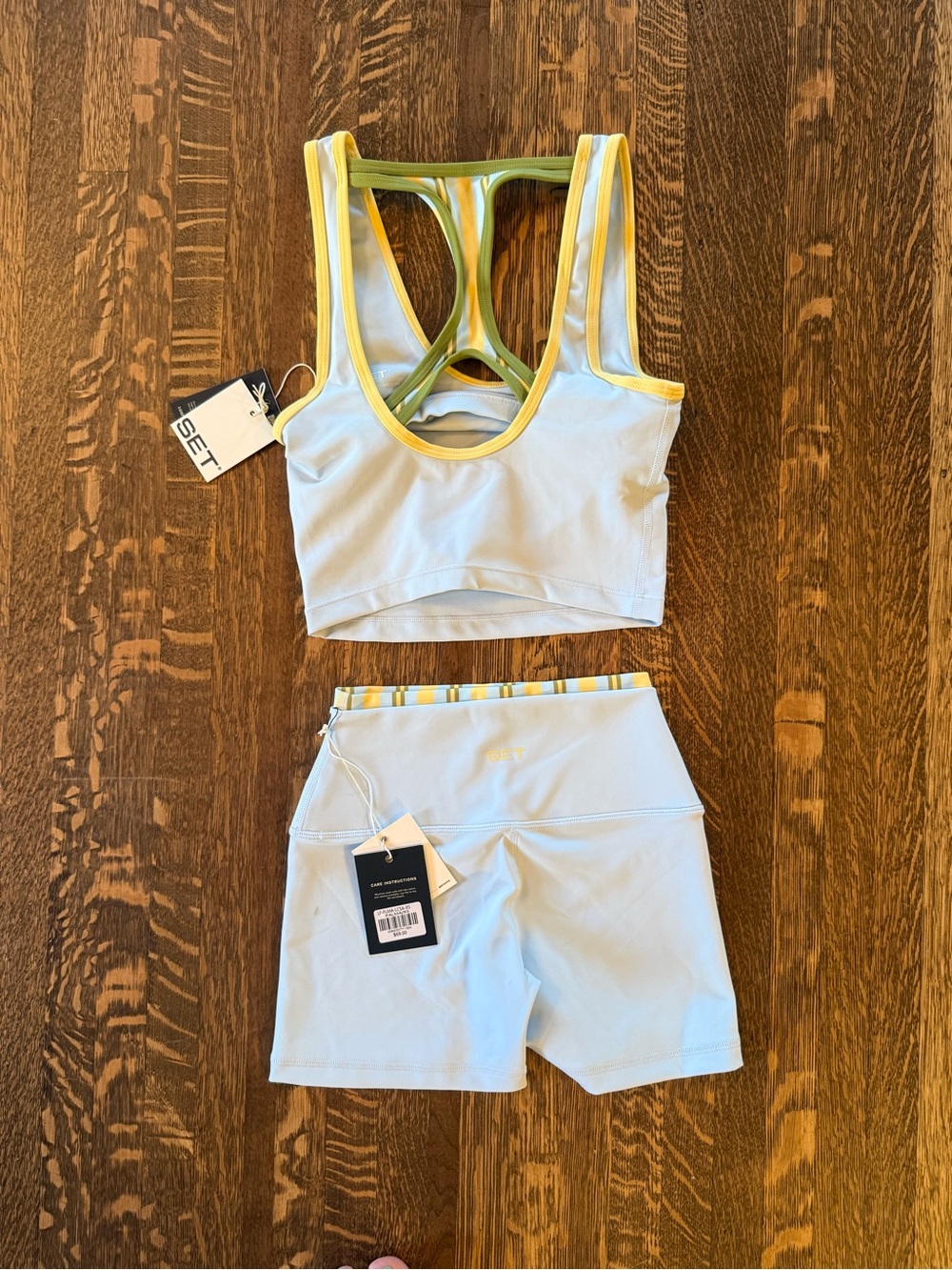 SET Active Tank and Shorts in Palma- size xs - Picture 4 of 4